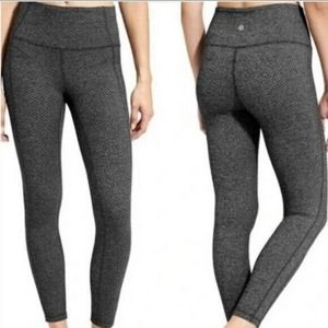 Athleta Power Up 7/8 Leggings Charcoal Grey Black Size XS Athleisure Athletic